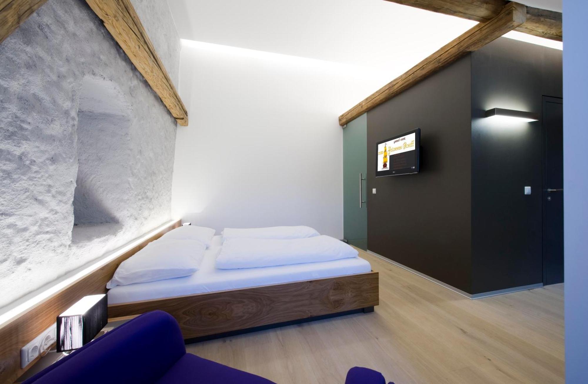 Appartement-Hotel Gh Zum Goldenen Schiff Enns Exteriör bild