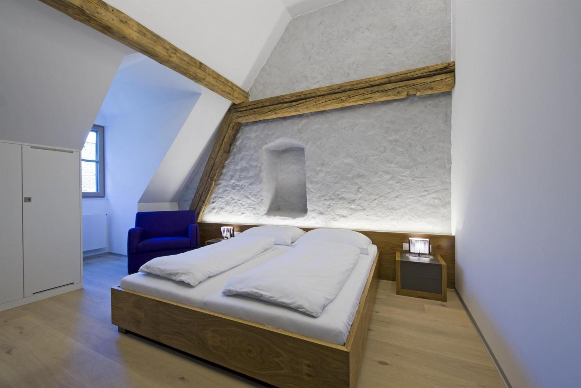 Appartement-Hotel Gh Zum Goldenen Schiff Enns Exteriör bild