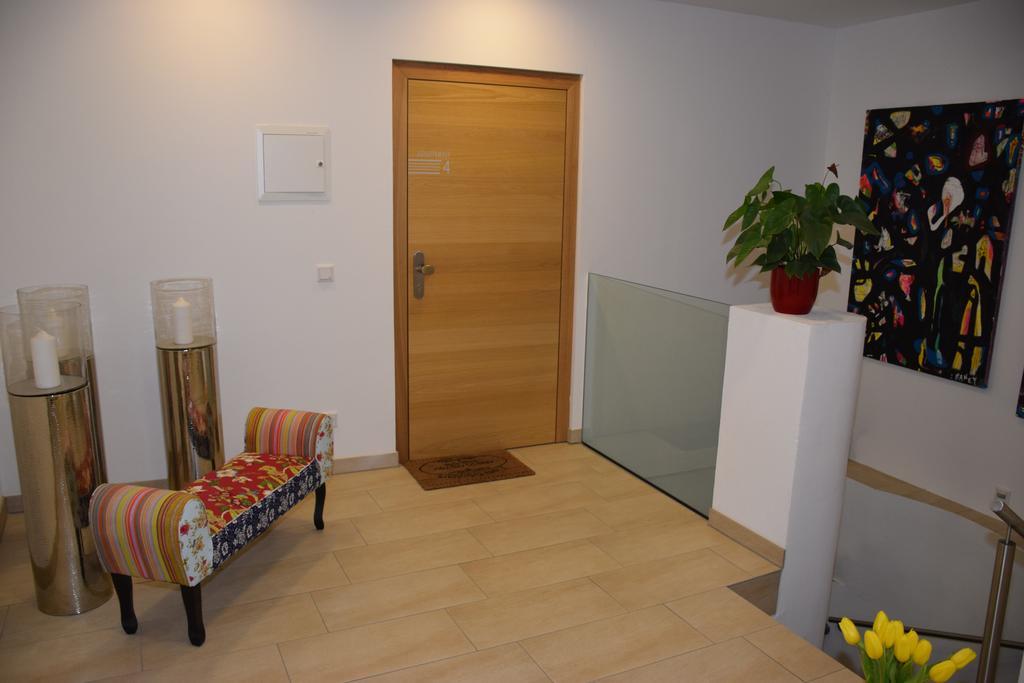 Appartement-Hotel Gh Zum Goldenen Schiff Enns Exteriör bild