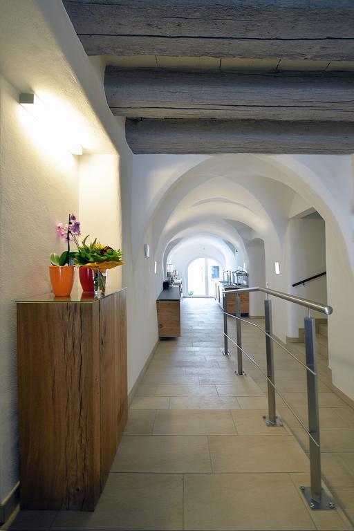 Appartement-Hotel Gh Zum Goldenen Schiff Enns Exteriör bild